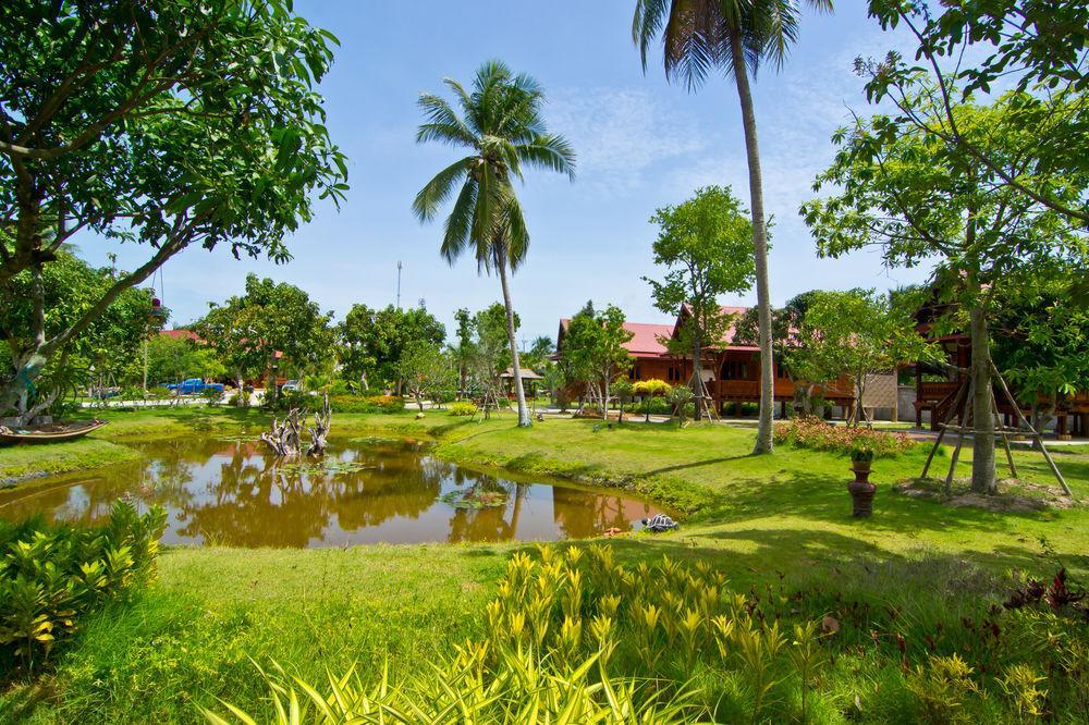 Bueng Bua Thong Resort Ban Huai Yai Buitenkant foto